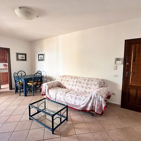 Murphy Holiday Homes - Residenza Aldo Moro 03 La Maddalena  Exteriér fotografie