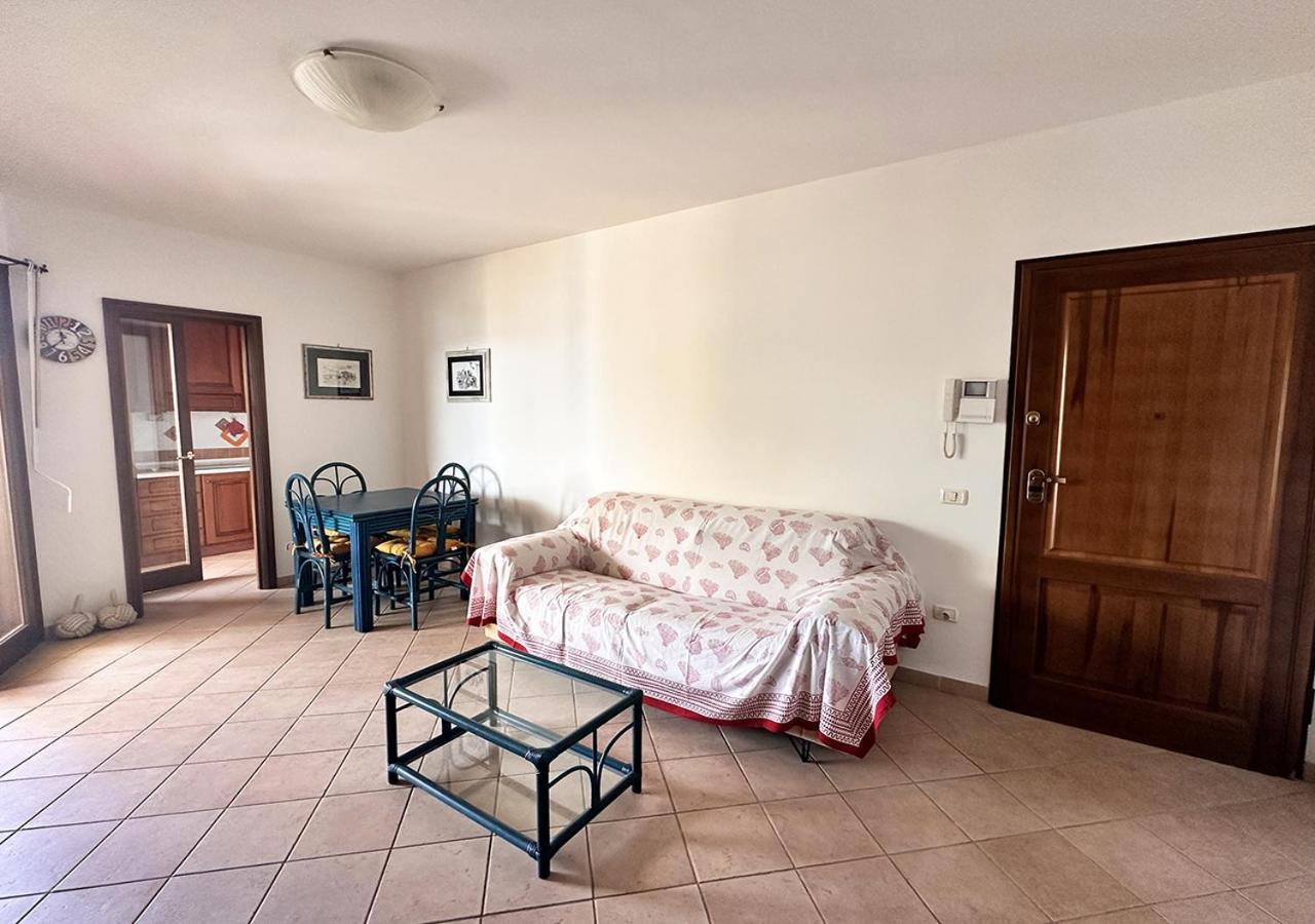 Murphy Holiday Homes - Residenza Aldo Moro 03 La Maddalena  Exteriér fotografie